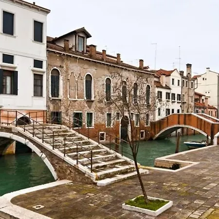 公寓 Tranquillo E Confortevole Nella Piu Autentica